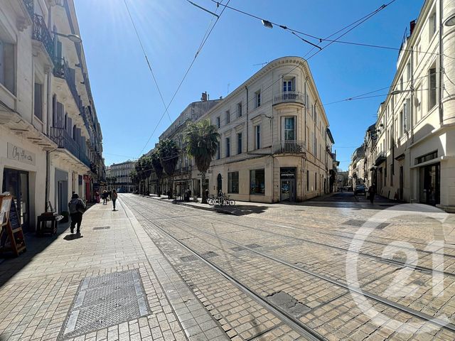 Afficher la photo en grand Appartement F2 à vendre - 5 pièces - 89.0 m2 - MONTPELLIER - 34 - LANGUEDOC-ROUSSILLON - Century 21 Granié Immobilier