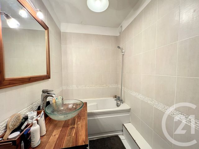 Afficher la photo en grand Appartement F2 à vendre - 2 pièces - 34.26 m2 - MONTPELLIER - 34 - LANGUEDOC-ROUSSILLON - Century 21 Granié Immobilier