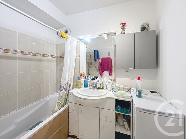 Afficher la photo en grand Appartement F3 à vendre - 3 pièces - 61.97 m2 - MONTPELLIER - 34 - LANGUEDOC-ROUSSILLON - Century 21 Granié Immobilier