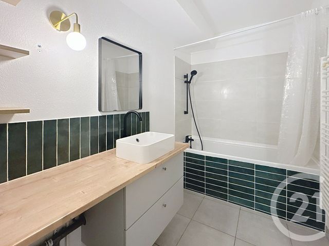 Appartement F3 à vendre - 3 pièces - 66.04 m2 - JUVIGNAC - 34 - LANGUEDOC-ROUSSILLON - Century 21 Granié Immobilier