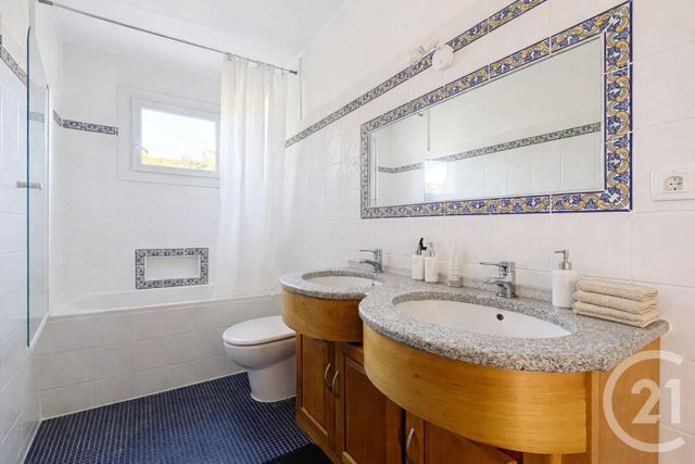 maison à vendre - 8 pièces - 212.0 m2 - MONTPELLIER - 34 - LANGUEDOC-ROUSSILLON - Century 21 Granié Immobilier