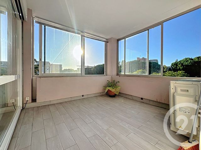 Afficher la photo en grand Appartement F5 à vendre - 5 pièces - 111.82 m2 - MONTPELLIER - 34 - LANGUEDOC-ROUSSILLON - Century 21 Granié Immobilier