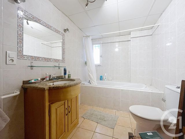 Afficher la photo en grand Appartement F8 à vendre - 8 pièces - 212.0 m2 - MONTPELLIER - 34 - LANGUEDOC-ROUSSILLON - Century 21 Granié Immobilier