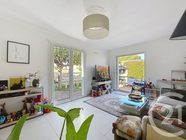 Afficher la photo en grand maison à vendre - 4 pièces - 104.0 m2 - FABREGUES - 34 - LANGUEDOC-ROUSSILLON - Century 21 Granié Immobilier