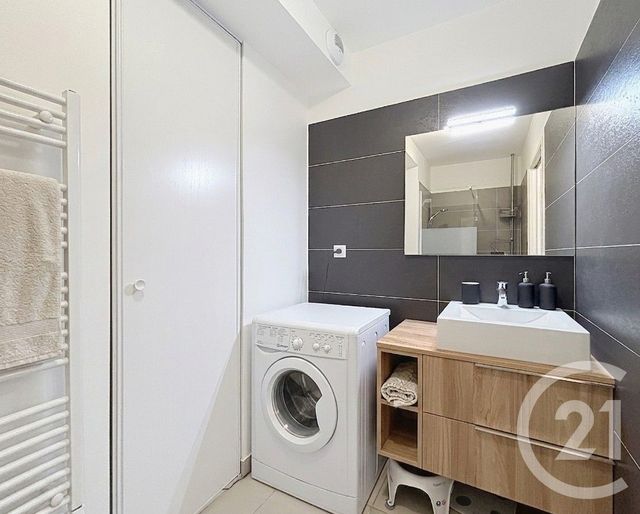 Appartement F3 à vendre - 3 pièces - 63.0 m2 - PIGNAN - 34 - LANGUEDOC-ROUSSILLON - Century 21 Granié Immobilier