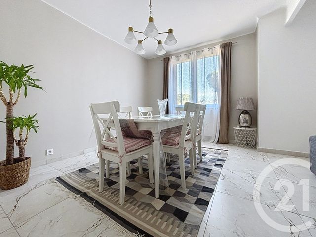 Appartement F4 à vendre - 4 pièces - 98.0 m2 - MONTPELLIER - 34 - LANGUEDOC-ROUSSILLON - Century 21 Granié Immobilier