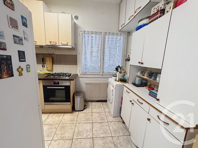 Afficher la photo en grand Appartement F3 à vendre - 3 pièces - 70.45 m2 - MONTPELLIER - 34 - LANGUEDOC-ROUSSILLON - Century 21 Granié Immobilier