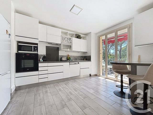Appartement Ff4 à vendre - 3 pièces - 97.0 m2 - MONTPELLIER - 34 - LANGUEDOC-ROUSSILLON - Century 21 Granié Immobilier