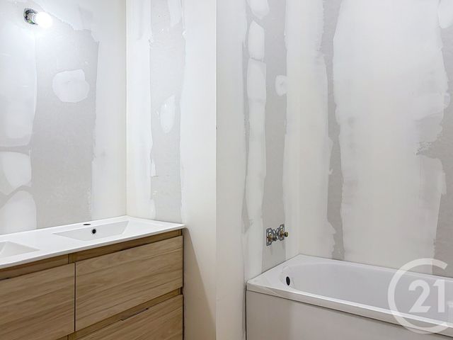 maison à vendre - 8 pièces - 215.0 m2 - VILLENEUVE LES MAGUELONE - 34 - LANGUEDOC-ROUSSILLON - Century 21 Granié Immobilier