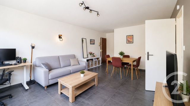 Appartement T2 à vendre - 2 pièces - 53.26 m2 - MONTPELLIER - 34 - LANGUEDOC-ROUSSILLON - Century 21 Granié Immobilier