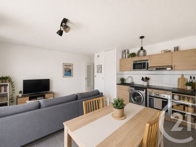 Appartement F3 à vendre - 3 pièces - 61.12 m2 - CASTELNAU LE LEZ - 34 - LANGUEDOC-ROUSSILLON - Century 21 Granié Immobilier