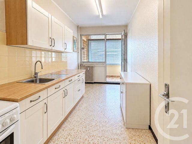 Appartement Ff5 à vendre - 5 pièces - 98.1 m2 - MONTPELLIER - 34 - LANGUEDOC-ROUSSILLON - Century 21 Granié Immobilier