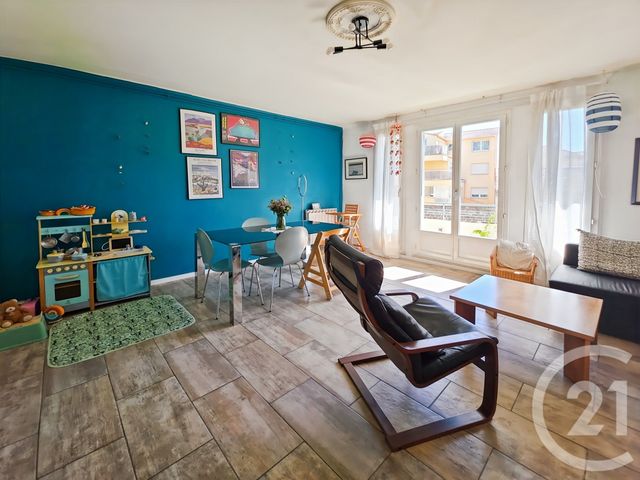 Appartement T4 à vendre - 4 pièces - 87.0 m2 - MONTPELLIER - 34 - LANGUEDOC-ROUSSILLON - Century 21 Granié Immobilier