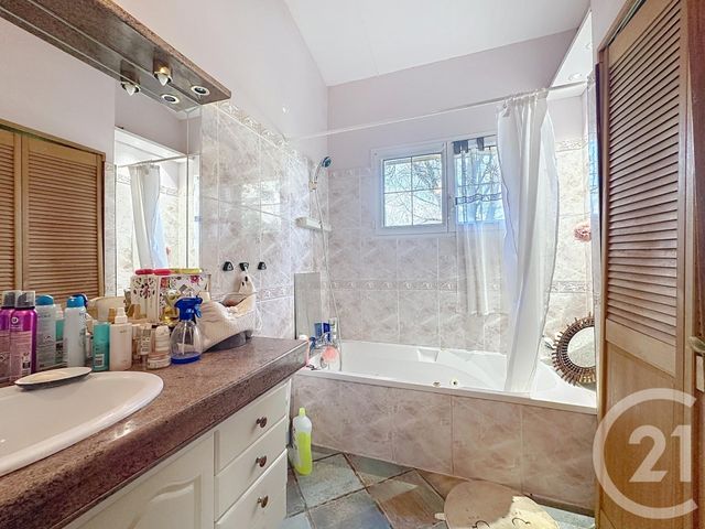 Afficher la photo en grand maison à vendre - 6 pièces - 153.0 m2 - MONTARNAUD - 34 - LANGUEDOC-ROUSSILLON - Century 21 Granié Immobilier