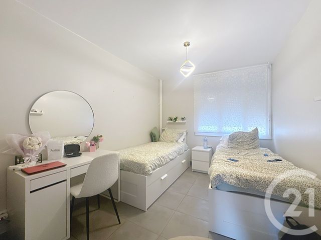 Appartement T4 à vendre - 4 pièces - 81.66 m2 - MONTPELLIER - 34 - LANGUEDOC-ROUSSILLON - Century 21 Granié Immobilier