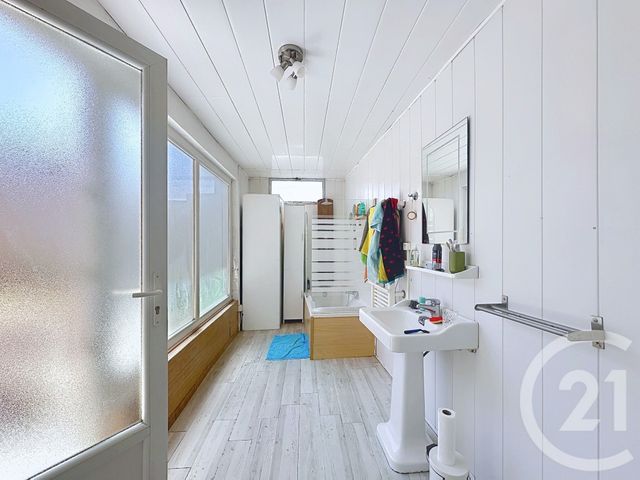 Appartement F4 à vendre - 4 pièces - 94.3 m2 - MEZE - 34 - LANGUEDOC-ROUSSILLON - Century 21 Granié Immobilier