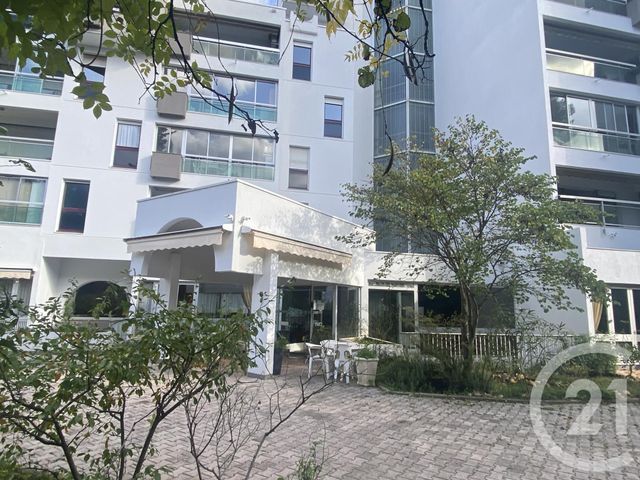 Appartement F2 à louer - 2 pièces - 60.34 m2 - MONTPELLIER - 34 - LANGUEDOC-ROUSSILLON - Century 21 Granié Immobilier