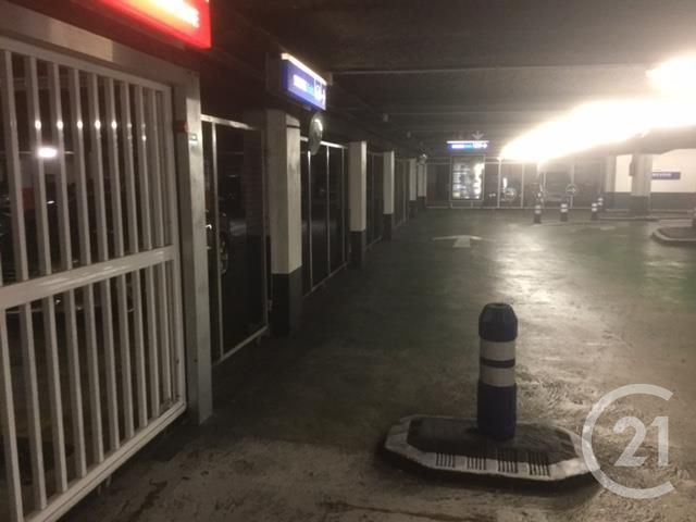 Afficher la photo en grand parking à louer - 11.45 m2 - MONTPELLIER - 34 - LANGUEDOC-ROUSSILLON - Century 21 Granié Immobilier