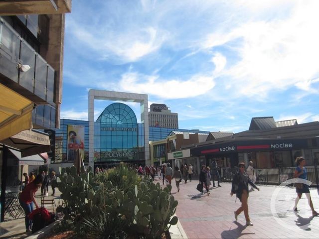 Afficher la photo en grand parking à louer - 11.45 m2 - MONTPELLIER - 34 - LANGUEDOC-ROUSSILLON - Century 21 Granié Immobilier