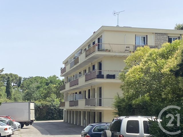 Appartement F1 à louer - 1 pièce - 30.0 m2 - MONTPELLIER - 34 - LANGUEDOC-ROUSSILLON - Century 21 Granié Immobilier