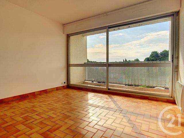 Appartement F1 à louer - 1 pièce - 21.0 m2 - MONTPELLIER - 34 - LANGUEDOC-ROUSSILLON - Century 21 Granié Immobilier