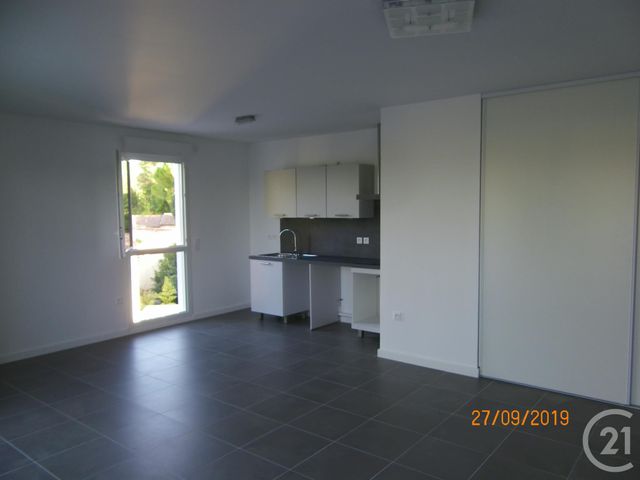 Afficher la photo en grand Appartement F2 à louer - 2 pièces - 52.4 m2 - MONTPELLIER - 34 - LANGUEDOC-ROUSSILLON - Century 21 Granié Immobilier