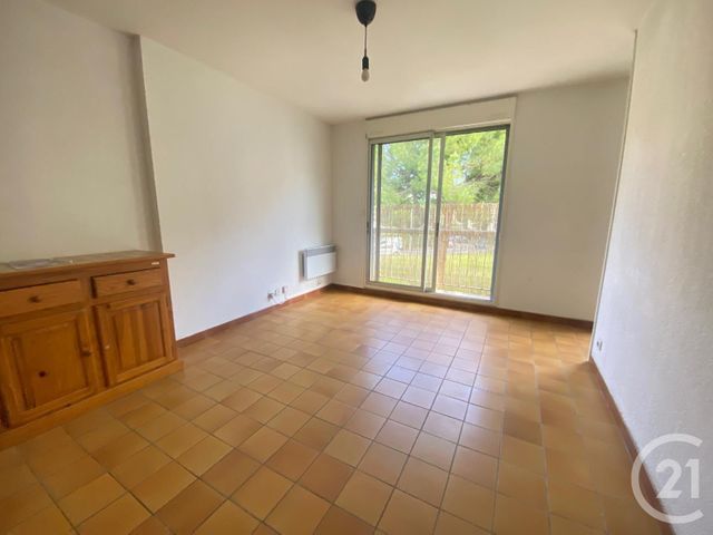Appartement F1 à louer - 1 pièce - 30.0 m2 - MONTPELLIER - 34 - LANGUEDOC-ROUSSILLON - Century 21 Granié Immobilier