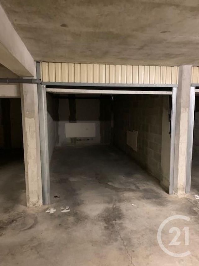 parking à louer - 14.0 m2 - MONTPELLIER - 34 - LANGUEDOC-ROUSSILLON - Century 21 Granié Immobilier