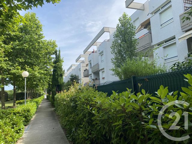 Appartement F1 à louer - 1 pièce - 34.0 m2 - MONTPELLIER - 34 - LANGUEDOC-ROUSSILLON - Century 21 Granié Immobilier