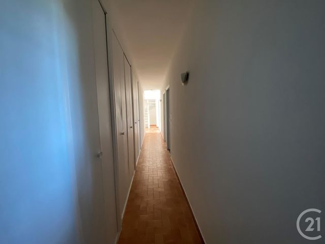 maison à louer - 6 pièces - 193.85 m2 - ST BRES - 34 - LANGUEDOC-ROUSSILLON - Century 21 Granié Immobilier