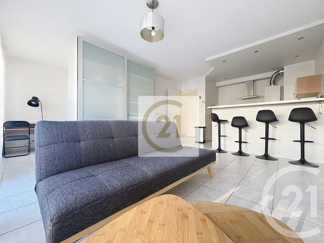 Appartement F1 à louer - 1 pièce - 39.0 m2 - MONTPELLIER - 34 - LANGUEDOC-ROUSSILLON - Century 21 Granié Immobilier