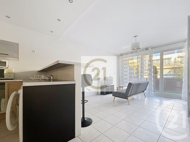 Appartement F1 à louer - 1 pièce - 39.0 m2 - MONTPELLIER - 34 - LANGUEDOC-ROUSSILLON - Century 21 Granié Immobilier