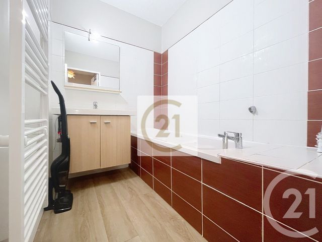 Appartement T2 à louer - 2 pièces - 40.37 m2 - MONTPELLIER - 34 - LANGUEDOC-ROUSSILLON - Century 21 Granié Immobilier