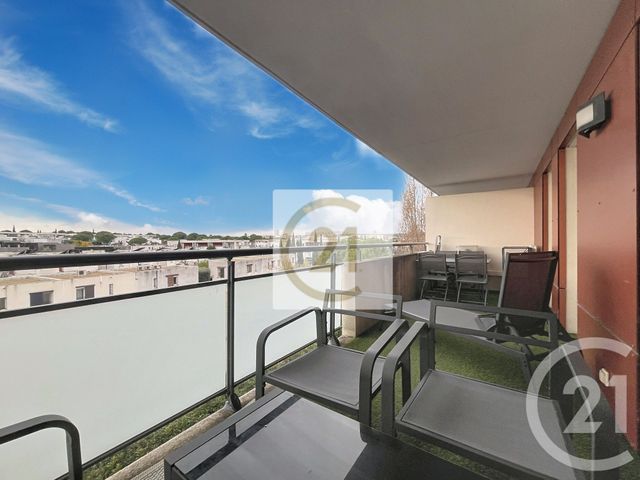 Appartement T2 à louer - 2 pièces - 40.37 m2 - MONTPELLIER - 34 - LANGUEDOC-ROUSSILLON - Century 21 Granié Immobilier