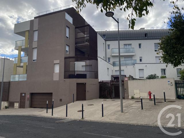 Appartement F2 à louer - 2 pièces - 52.4 m2 - MONTPELLIER - 34 - LANGUEDOC-ROUSSILLON - Century 21 Granié Immobilier