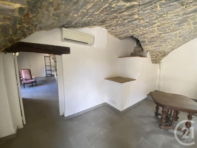 Appartement Loft à louer - 3 pièces - 70.95 m2 - ST GELY DU FESC - 34 - LANGUEDOC-ROUSSILLON - Century 21 Granié Immobilier
