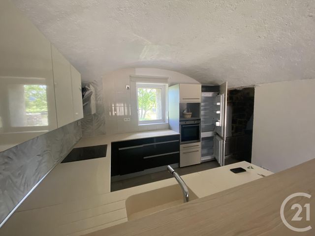 Appartement Loft à louer - 3 pièces - 70.95 m2 - ST GELY DU FESC - 34 - LANGUEDOC-ROUSSILLON - Century 21 Granié Immobilier
