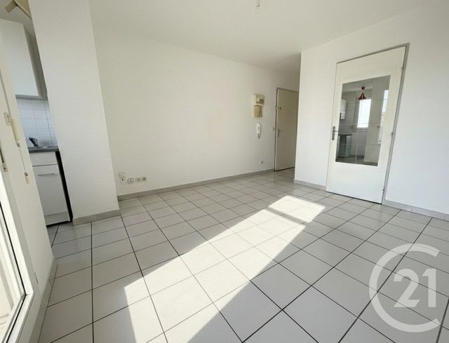 Appartement F1 à louer - 1 pièce - 22.0 m2 - GRABELS - 34 - LANGUEDOC-ROUSSILLON - Century 21 Granié Immobilier