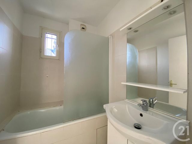 Appartement F3 à louer - 3 pièces - 74.0 m2 - VILLENEUVE LES MAGUELONE - 34 - LANGUEDOC-ROUSSILLON - Century 21 Granié Immobilier