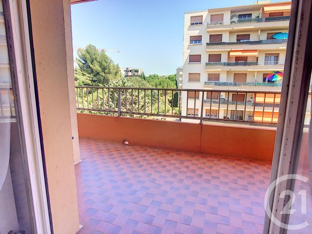 Appartement F2 à louer - 2 pièces - 39.17 m2 - MONTPELLIER - 34 - LANGUEDOC-ROUSSILLON - Century 21 Granié Immobilier