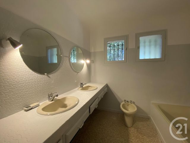 maison à louer - 6 pièces - 193.85 m2 - ST BRES - 34 - LANGUEDOC-ROUSSILLON - Century 21 Granié Immobilier