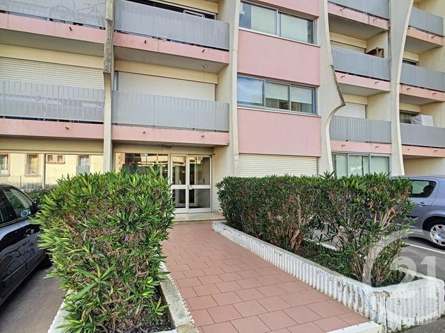 Appartement F1 à louer - 1 pièce - 24.0 m2 - MONTPELLIER - 34 - LANGUEDOC-ROUSSILLON - Century 21 Granié Immobilier