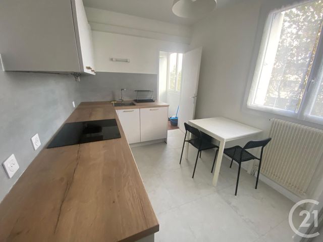 Appartement F2 à louer - 2 pièces - 60.0 m2 - MONTPELLIER - 34 - LANGUEDOC-ROUSSILLON - Century 21 Granié Immobilier