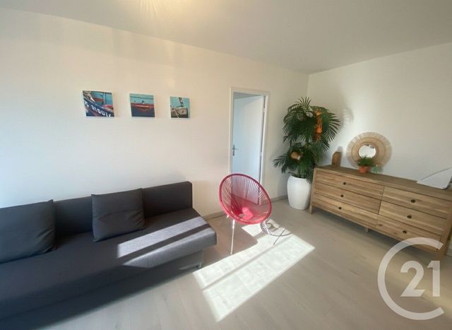 Appartement F2 à louer - 2 pièces - 47.58 m2 - MAUGUIO CARNON - 34 - LANGUEDOC-ROUSSILLON - Century 21 Granié Immobilier