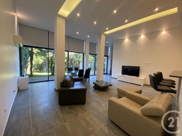 Appartement Loft à louer - 3 pièces - 101.0 m2 - MONTPELLIER - 34 - LANGUEDOC-ROUSSILLON - Century 21 Granié Immobilier