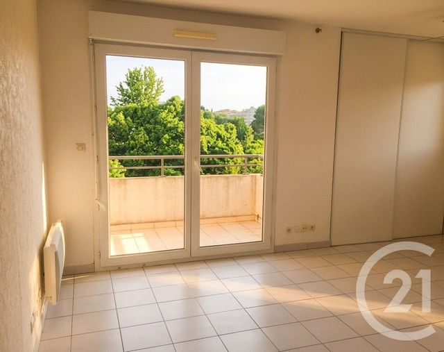 Appartement F1 à louer - 2 pièces - 28.0 m2 - MONTPELLIER - 34 - LANGUEDOC-ROUSSILLON - Century 21 Granié Immobilier