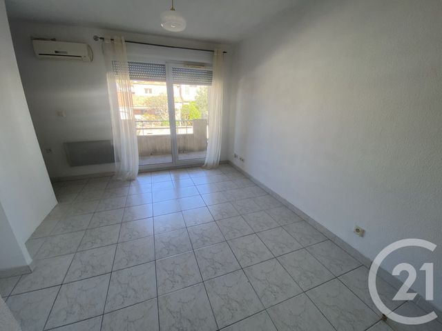 Appartement F1 bis à louer - 2 pièces - 28.4 m2 - MONTPELLIER - 34 - LANGUEDOC-ROUSSILLON - Century 21 Granié Immobilier