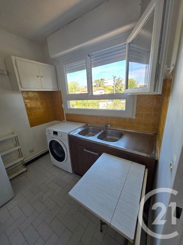 Appartement F1 à louer - 1 pièce - 39.0 m2 - MONTPELLIER - 34 - LANGUEDOC-ROUSSILLON - Century 21 Granié Immobilier
