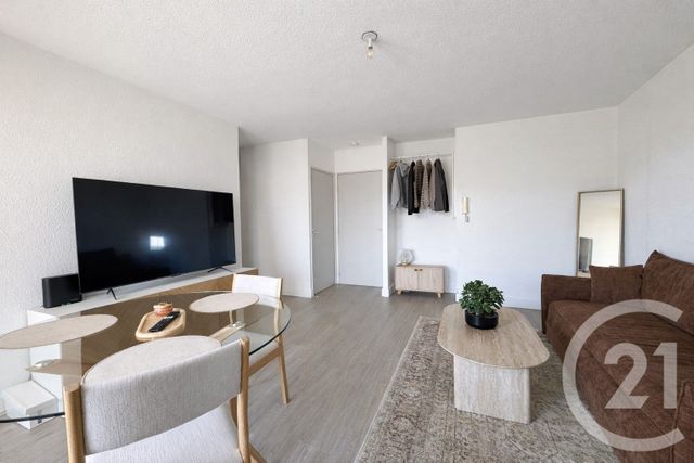 Appartement F2 à louer - 2 pièces - 39.0 m2 - MONTPELLIER - 34 - LANGUEDOC-ROUSSILLON - Century 21 Granié Immobilier