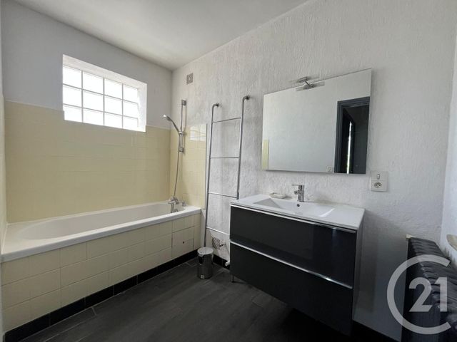 Appartement F3 à louer - 3 pièces - 73.0 m2 - MONTPELLIER - 34 - LANGUEDOC-ROUSSILLON - Century 21 Granié Immobilier